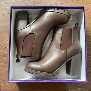 heeled booties